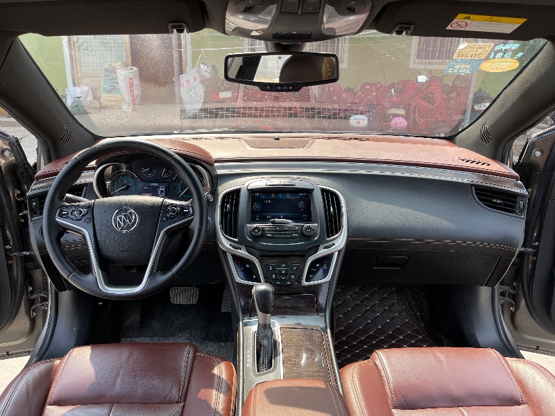 青岛14年别克君越9