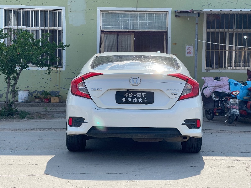 青岛17年本田思域5