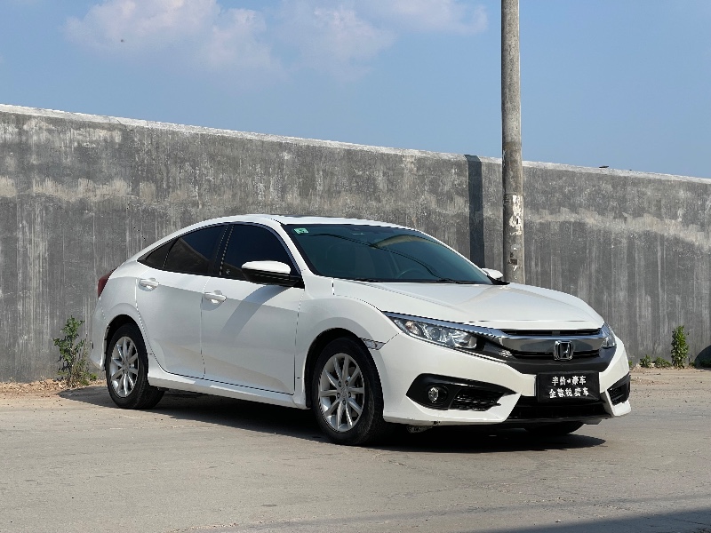 青岛17年本田思域3