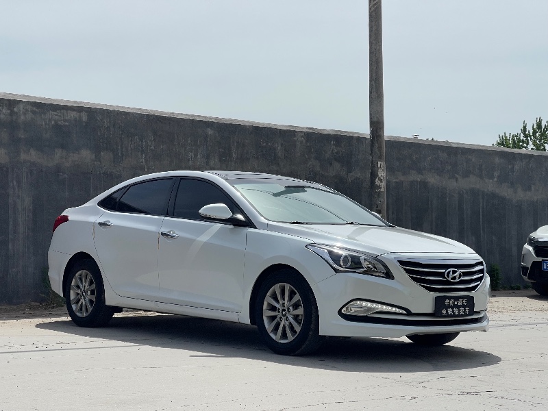 青岛15年现代名图3