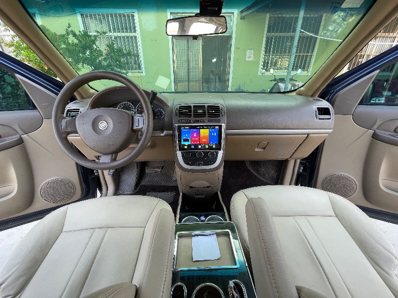 青岛13年别克GL810