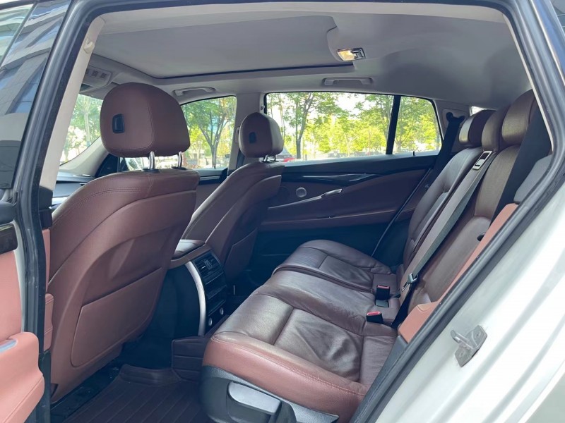 济宁16年宝马5系GT7