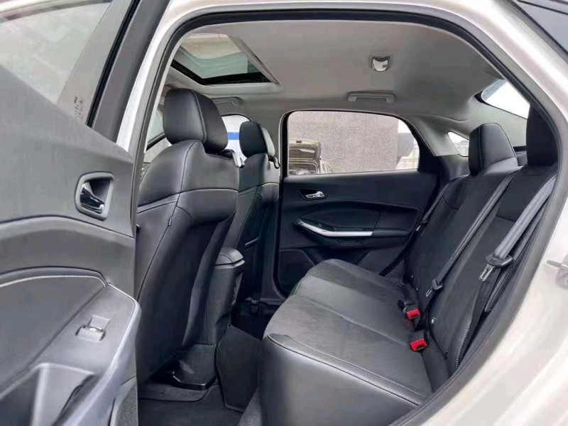 珠海20年福特福睿斯6