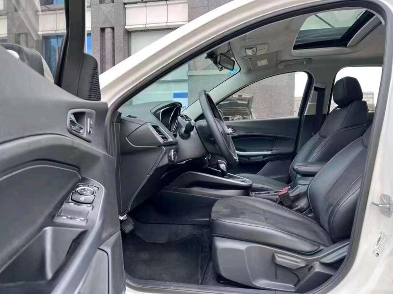 珠海20年福特福睿斯8