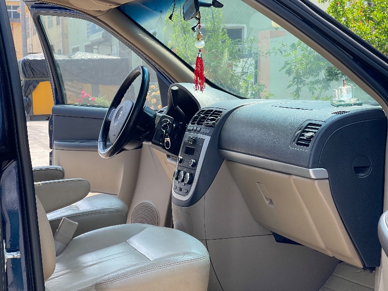 青岛14年别克陆尊7