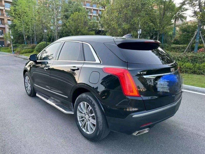 苏州17年凯迪拉克XT57