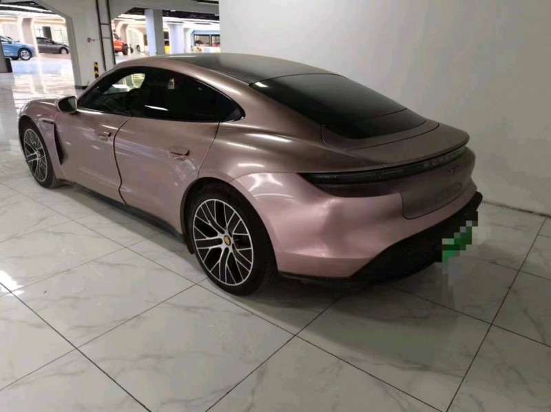 宜昌22年保时捷Taycan2