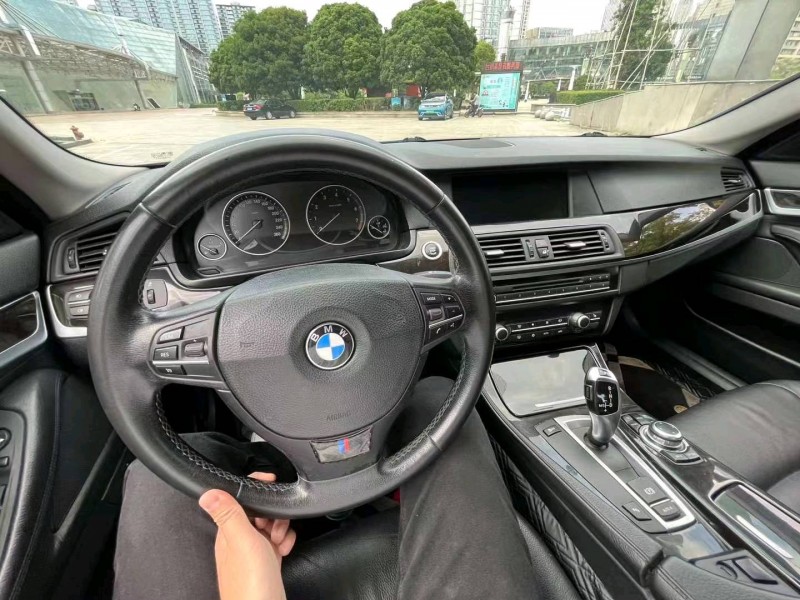 嘉兴12年宝马5系4