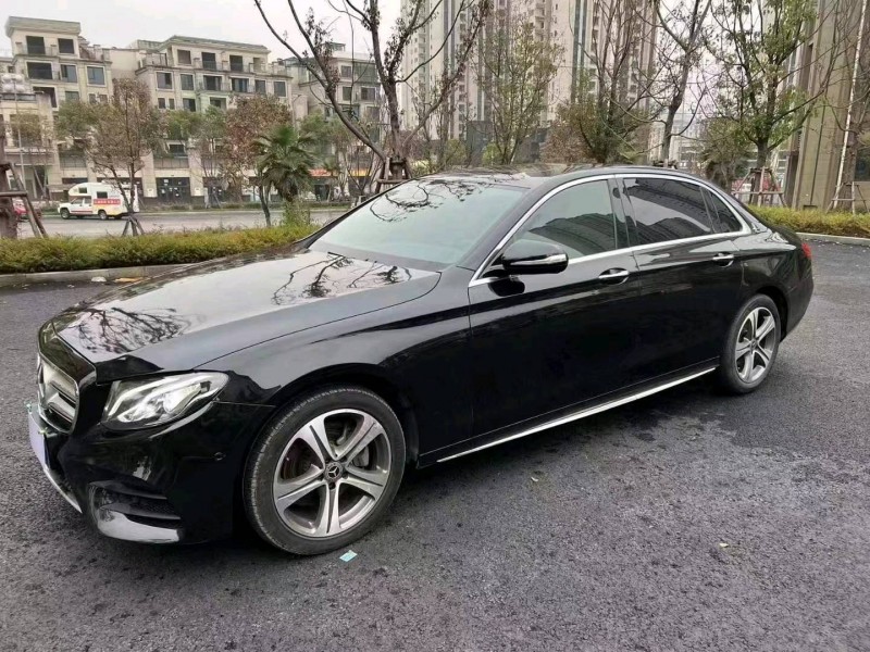 重庆18年奔驰E3
