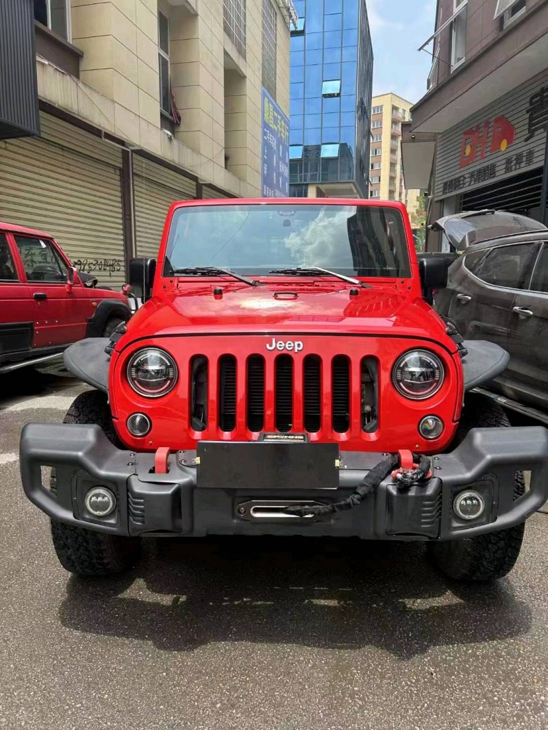 重庆18年Jeep牧马人1