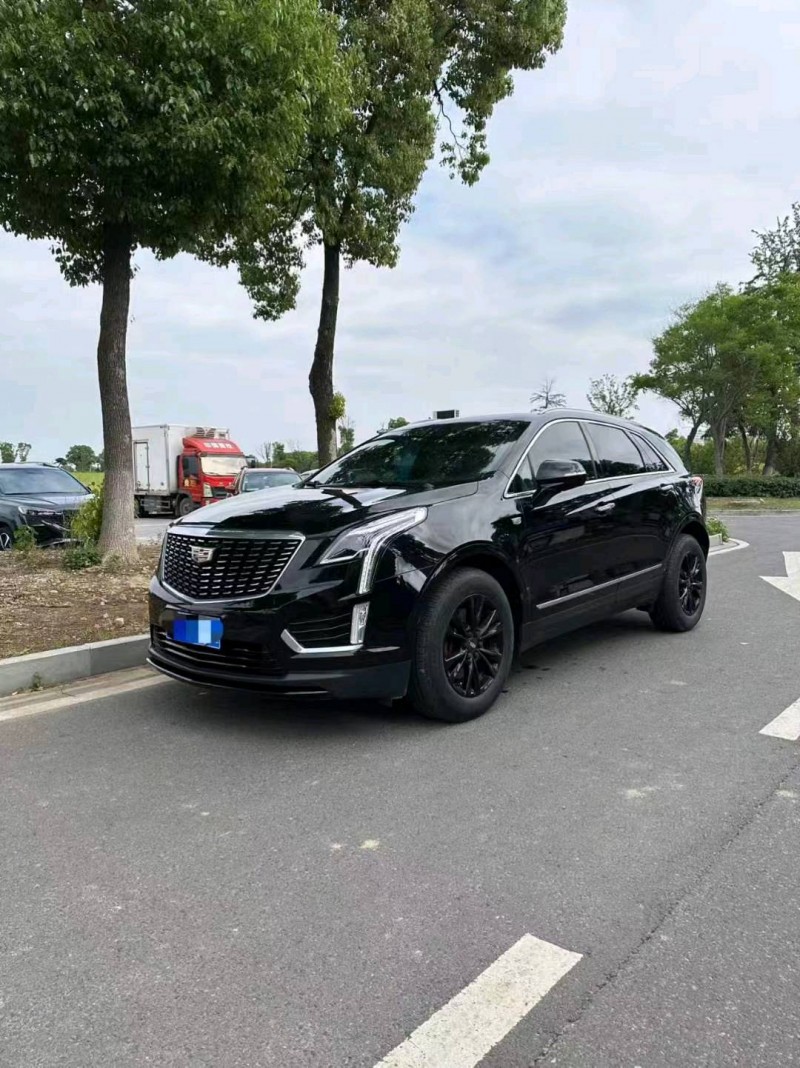 常州20年凯迪拉克XT52