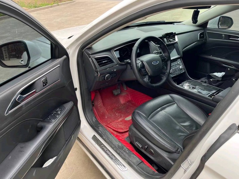 徐州17年福特金牛座4