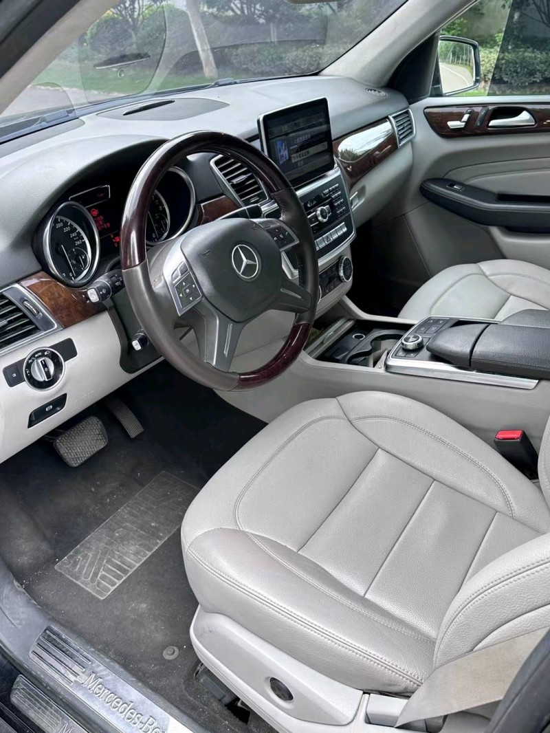 徐州12年奔驰ML6