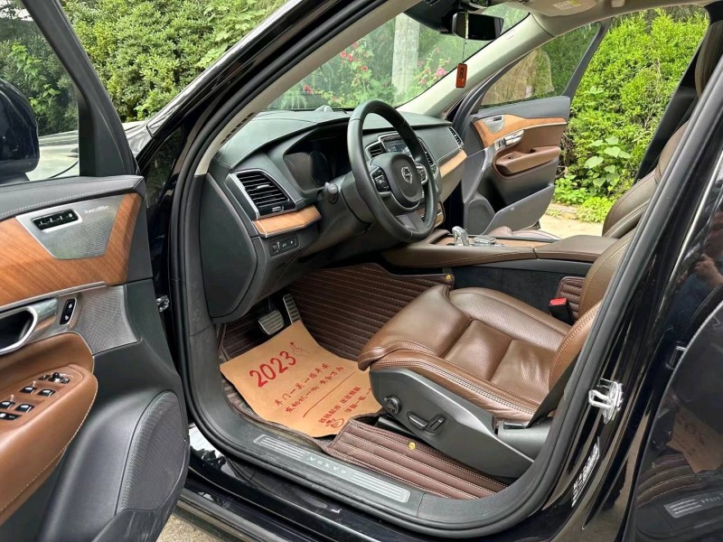 徐州19年沃尔沃XC90新能源4