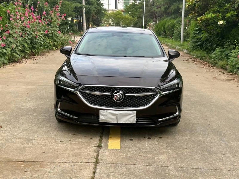 徐州20年别克艾维亚1