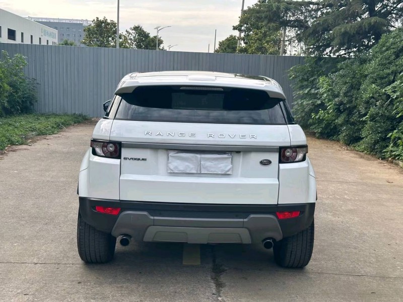 徐州15年路虎极光7