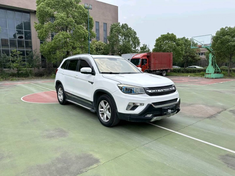 襄陽15年長安汽車CS753
