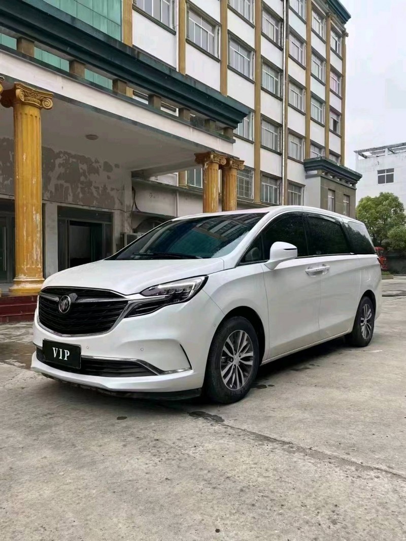 襄阳21年别克GL82