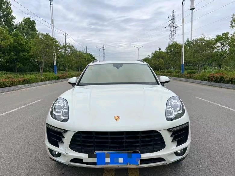 盐城17年保时捷Macan1