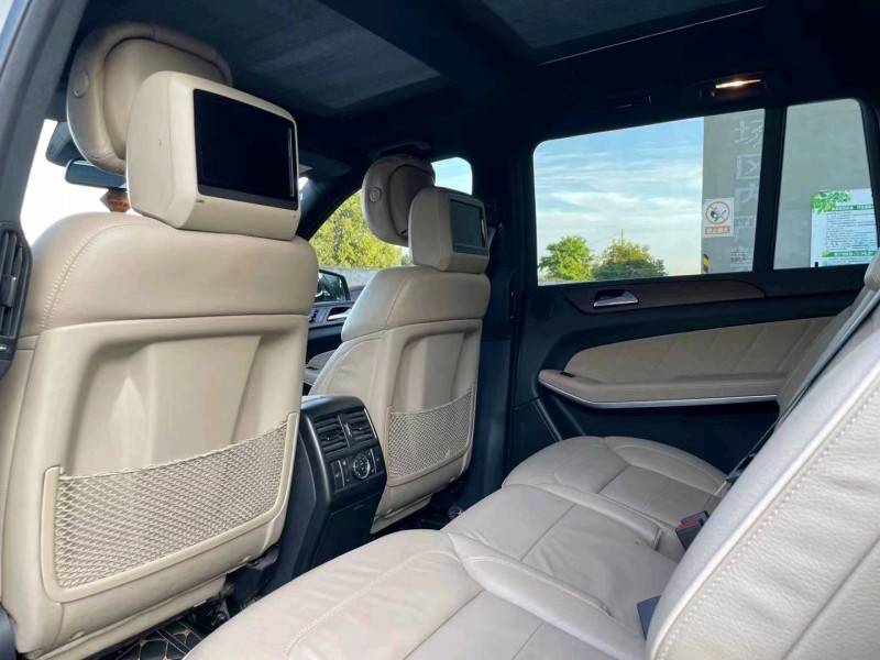 枣庄13年奔驰GL8