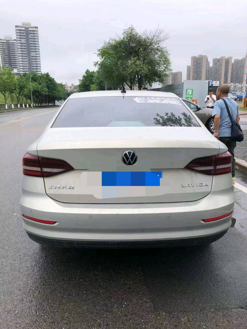 重庆22年大众朗逸2