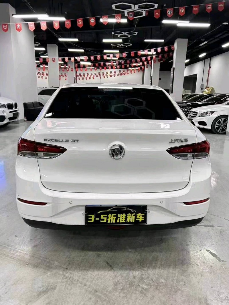 重庆22年别克英朗5