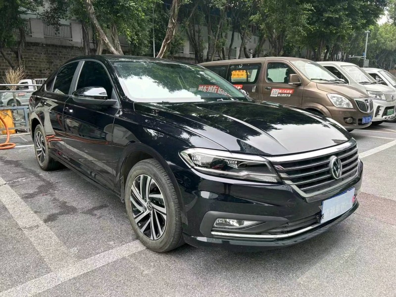 重庆22年大众朗逸2