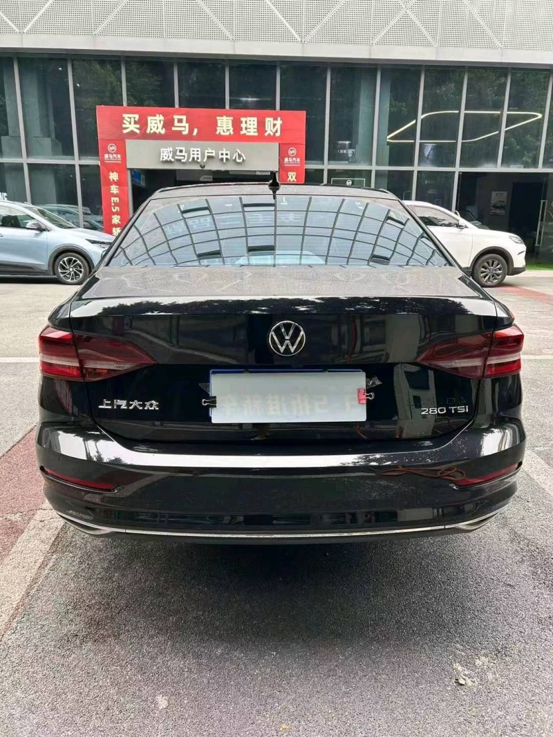重庆22年大众朗逸5