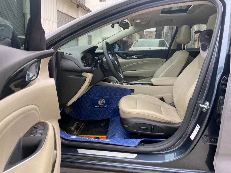 广州21年别克君威5