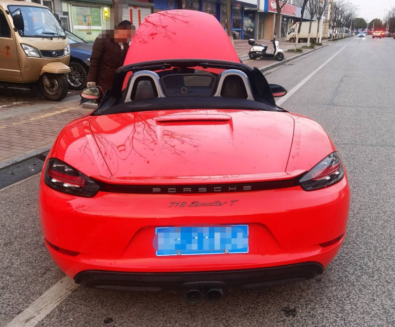 合肥21年保时捷7183