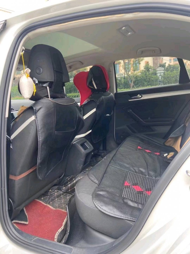 成都20年大众凌渡4