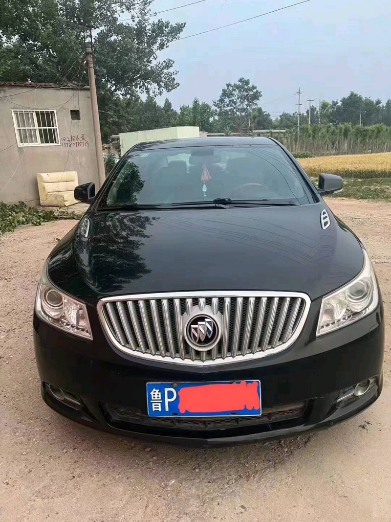 东营12年别克君越1