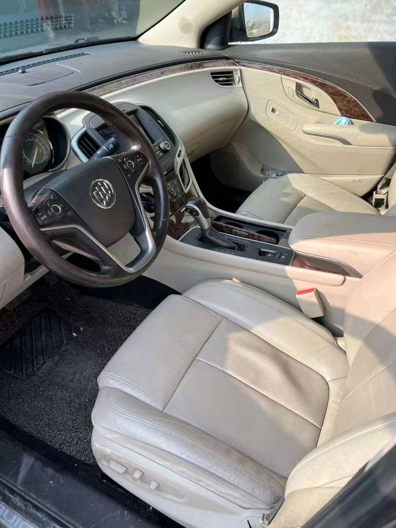 枣庄13年别克君越3