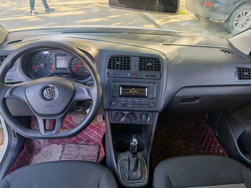 济南16年大众polo7