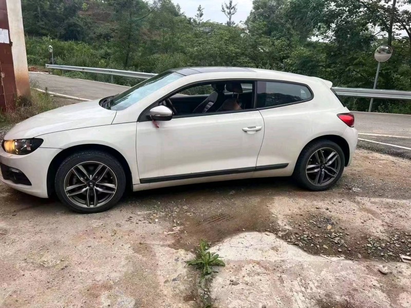 成都12年大众尚酷5