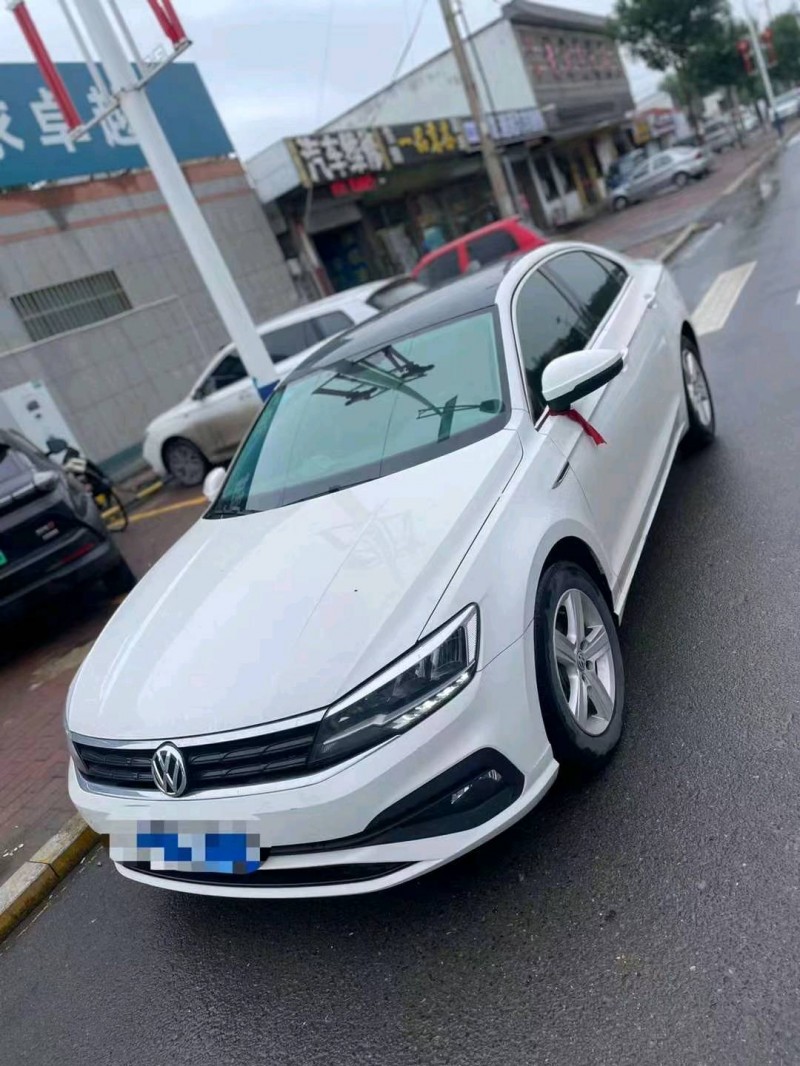 济南20年大众凌渡3