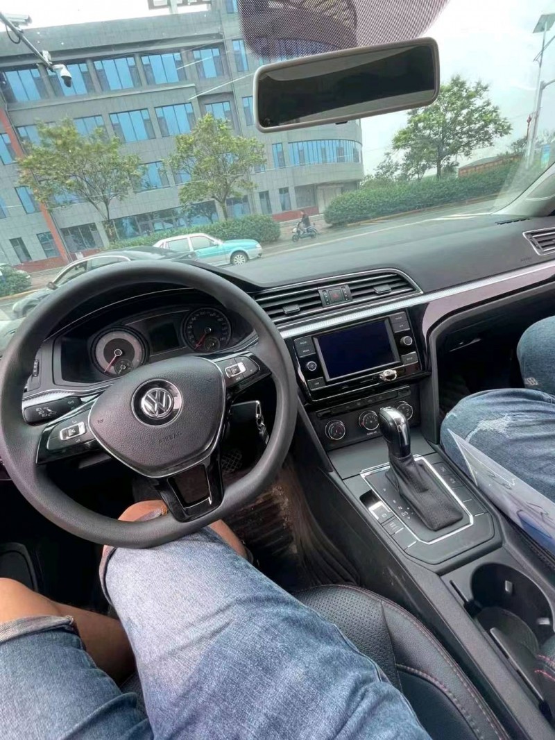 济南20年大众凌渡6