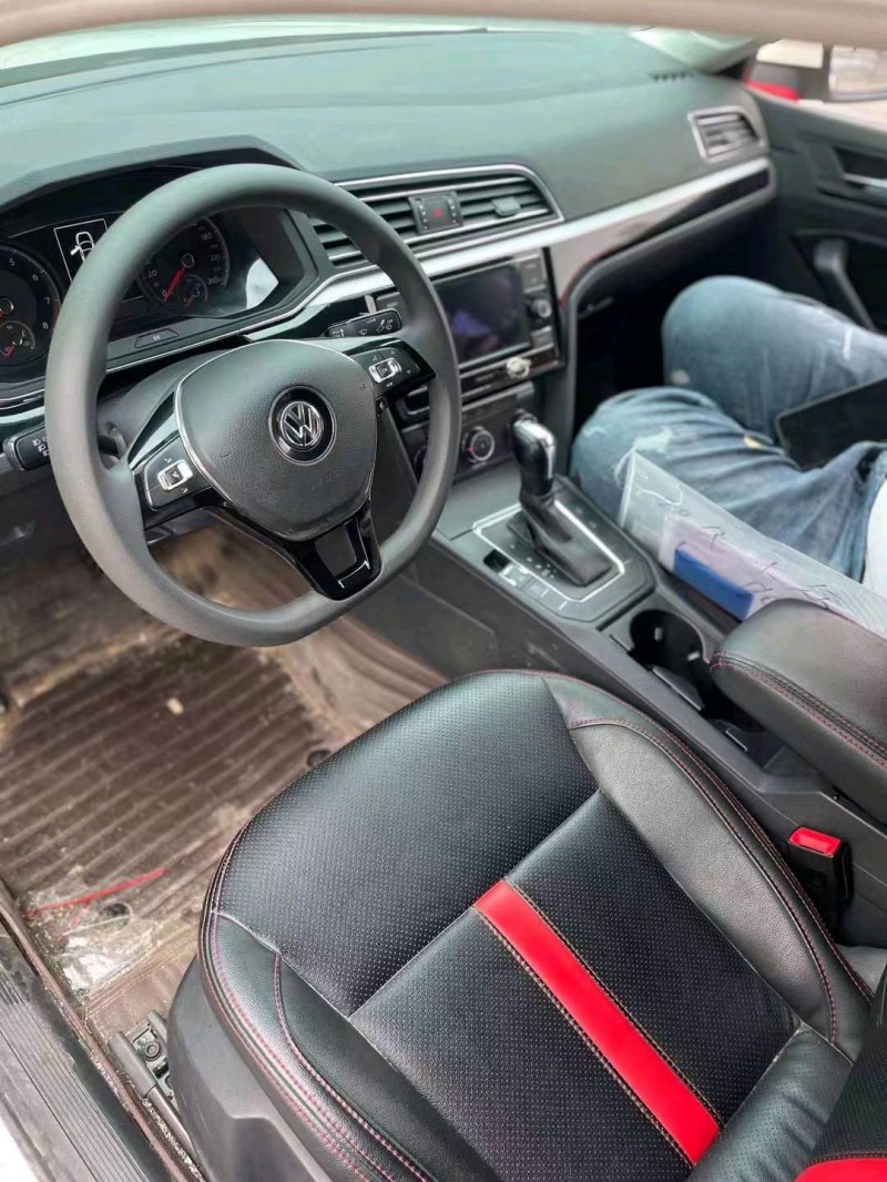 济南20年大众凌渡7