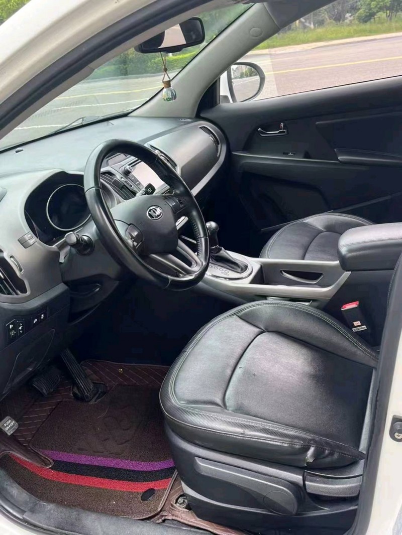 淮南17年起亚智跑7