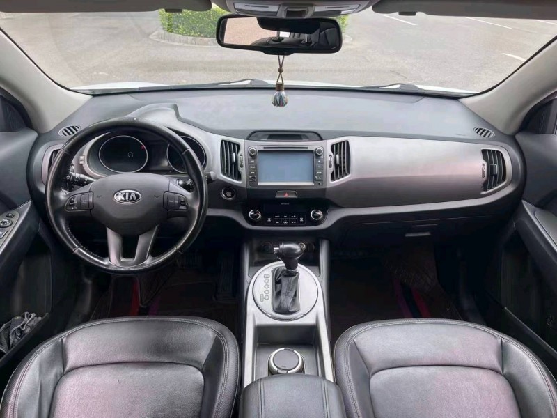 淮南17年起亚智跑8