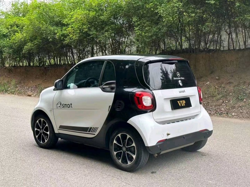 枣庄17年奔驰smart4
