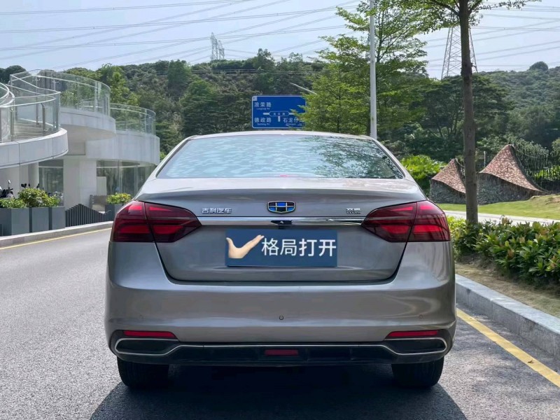 深圳19年吉利帝豪9