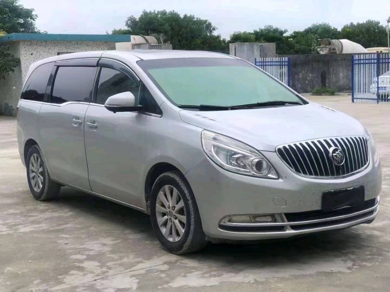 汕头12年别克GL82