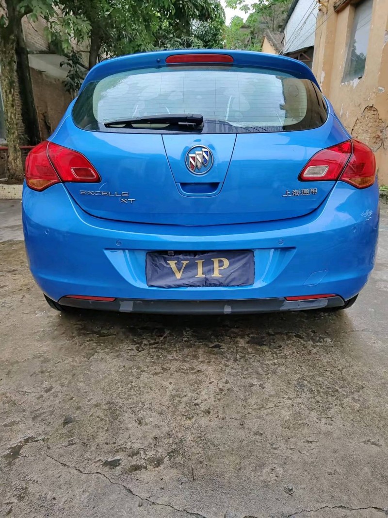 广州13年别克英朗9