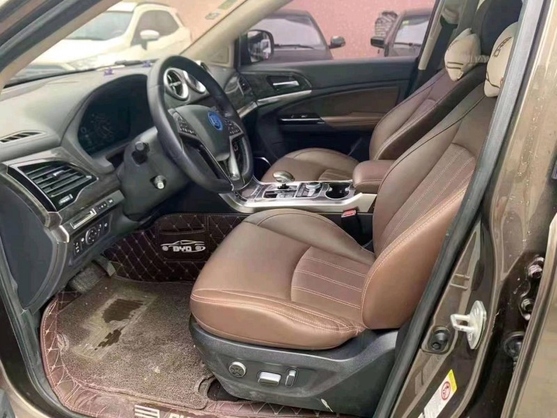 珠海18年比亚迪唐9