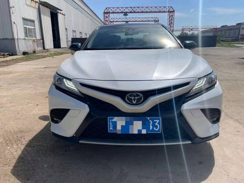 保定19年丰田凯美瑞1