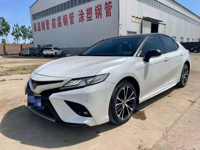 保定19年丰田凯美瑞2