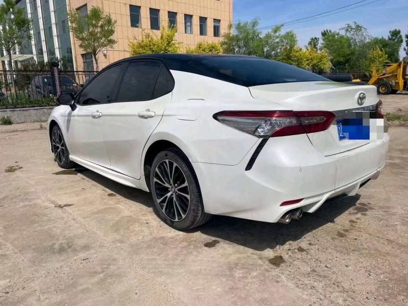 保定19年丰田凯美瑞7