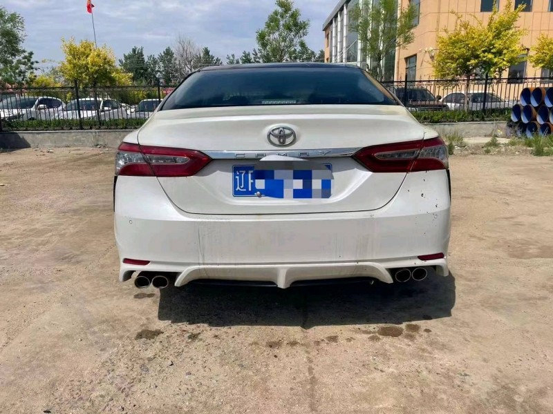 保定19年丰田凯美瑞8