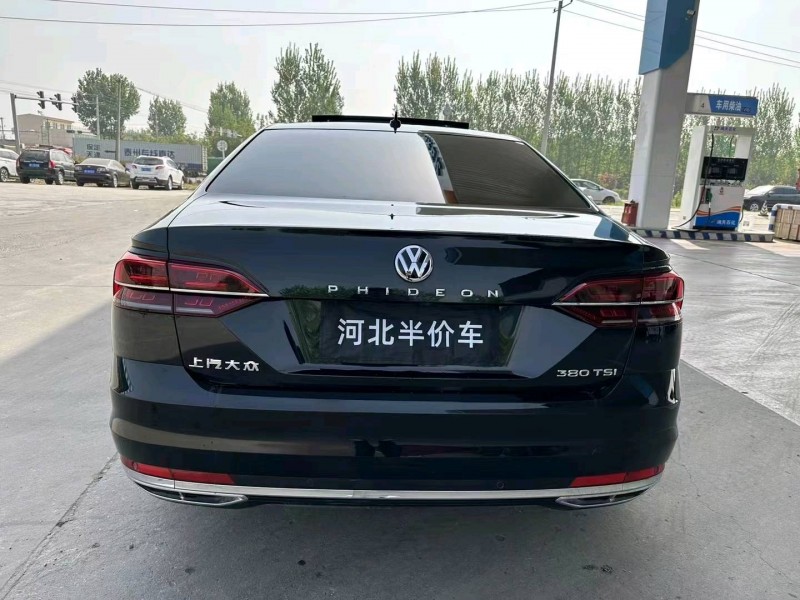 保定18年大众辉昂9